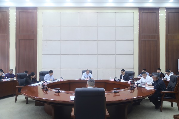 4.24(范立新)全区民生领域信访工作专题会议(陈娜霖).jpg